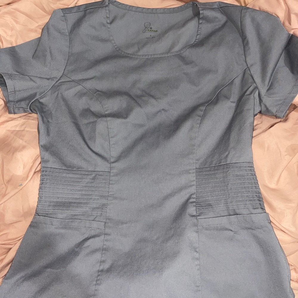 Jaanuu Grey  top  with zipper